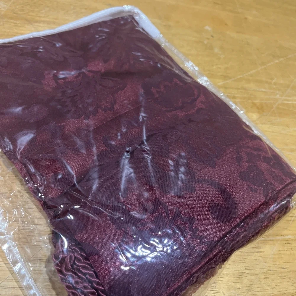 JCPenney Burgundy Red Scalloped Fantasy Valance‎ 54x20